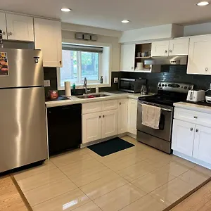 https://private-room-in-a-shared-house.vancouver-hotels-bc.net