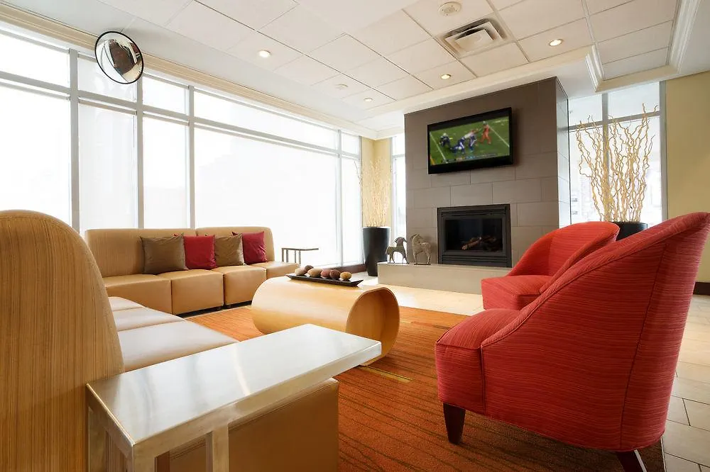 Courtyard By Marriott Ottawa Downtown Hotel