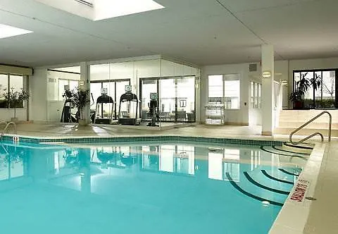 Courtyard By Marriott Ottawa Downtown Hotel