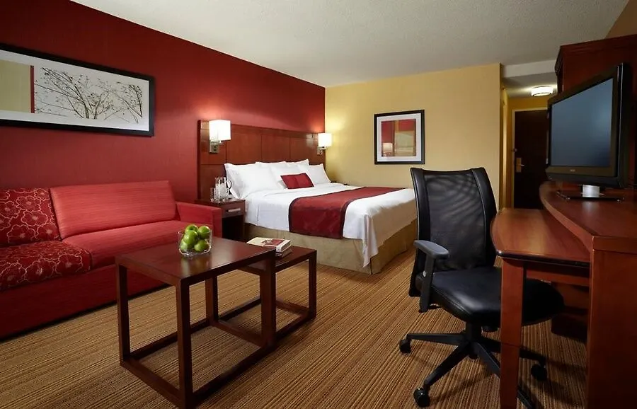 Courtyard By Marriott Ottawa Downtown Hotel